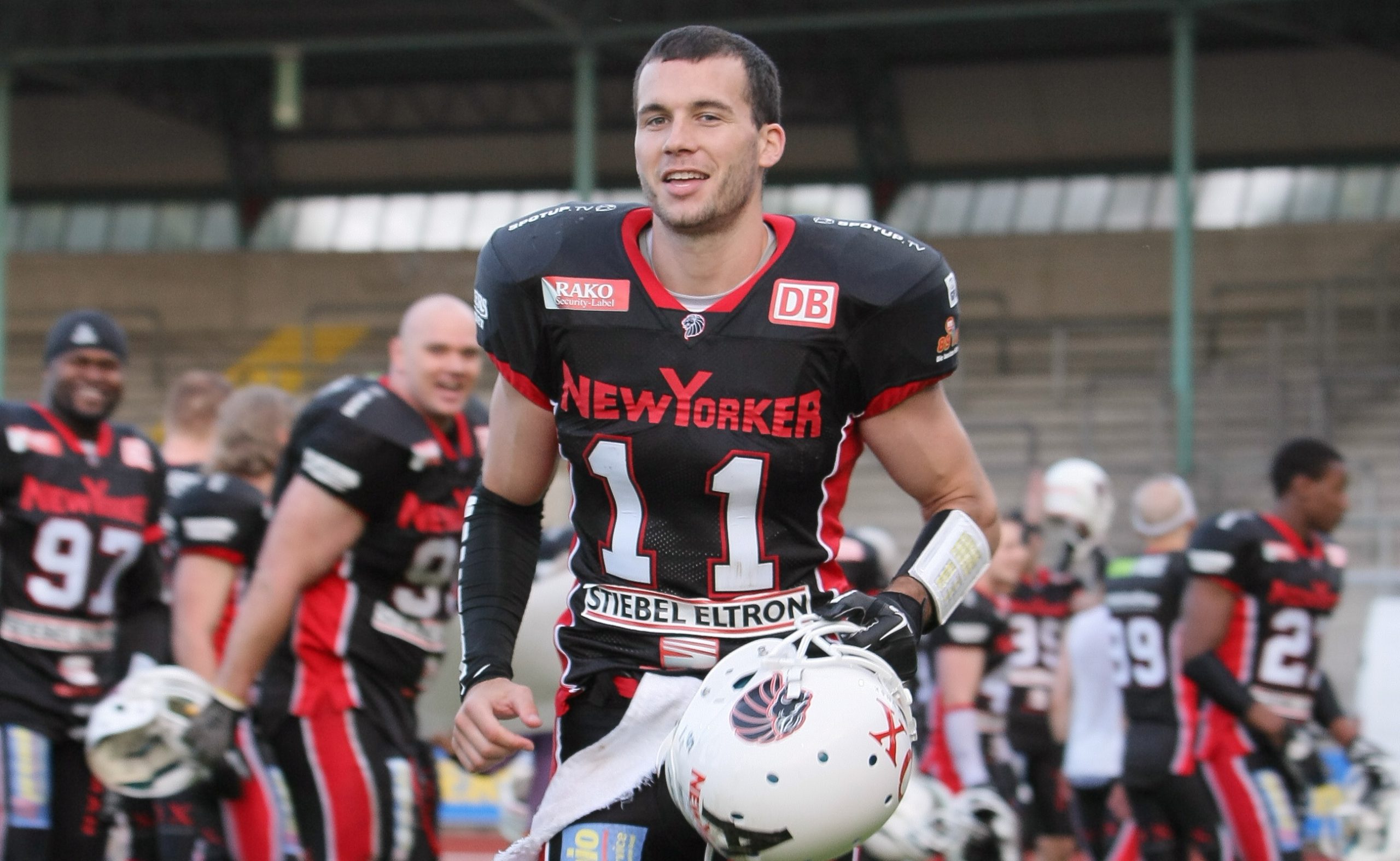 therriault-leads-new-yorker-lions-to-win-in-debut-jsu-newsroom
