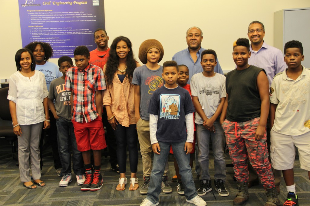 Staff and students at Blackburn Labratory Middle School collaborated with Jackson State University for the Minority Male Makers Program developed by Verizon.