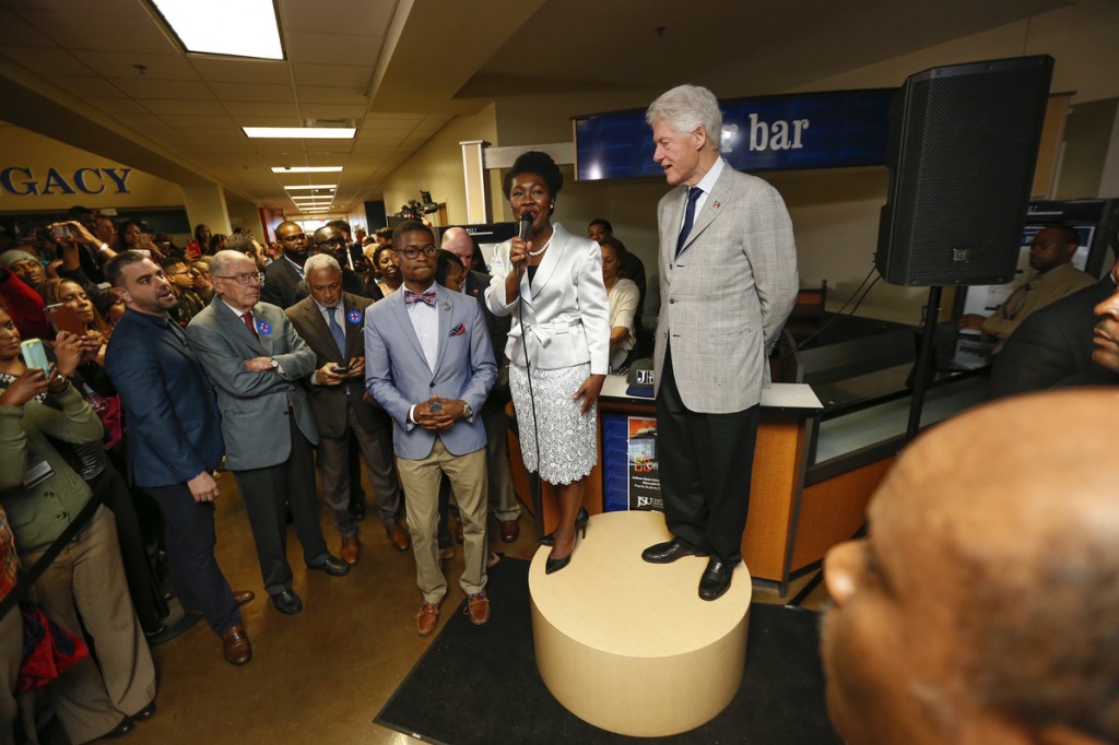 Miss JSU Charence Higgins welcomes Clinton to JSU along with SGA President Rashad Moore. (Photo by Charles A. Smith/JSU)