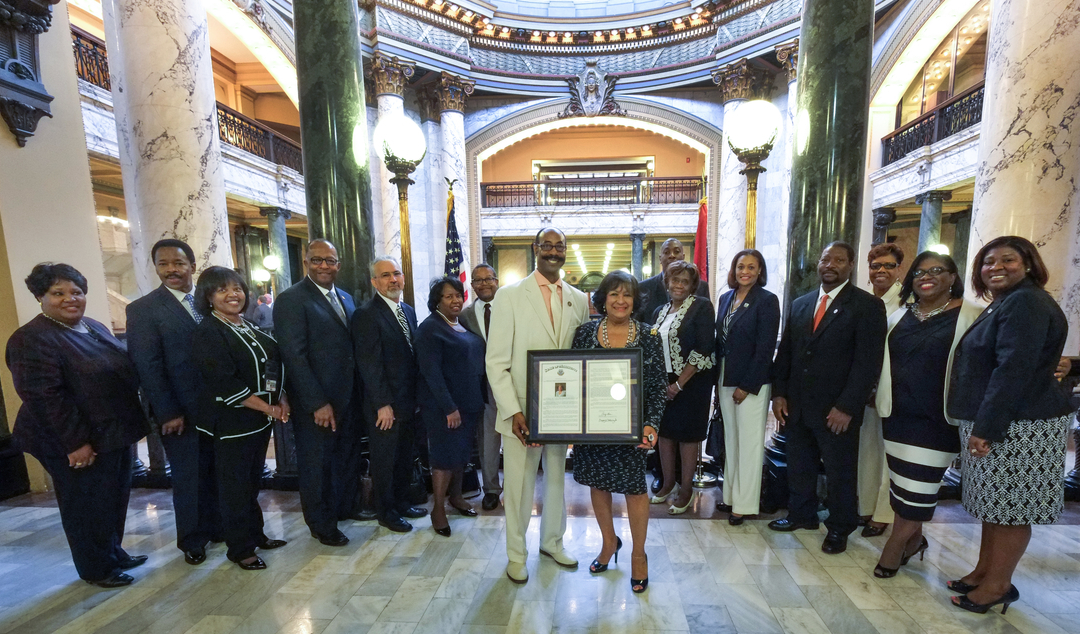 Meyers addresses Mississippi House after resolution saluting her
