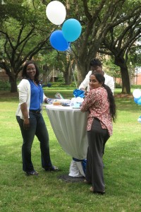 Tables were set up on the lawn to help employees chew and mingle. (Photo by Charles A. Smith/JSU)