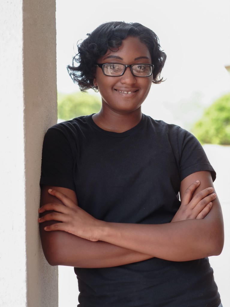 The Rickey Smiley Foundation is provided a scholarship to Gayle Martin, 18, of Dallas to assist her with tuition. Describing Smiley as her idol, Martin will also receive a $500 gift card and free backstage passes to Smiley’s Jackson concert in November. (Photo by Charles A. Smith)