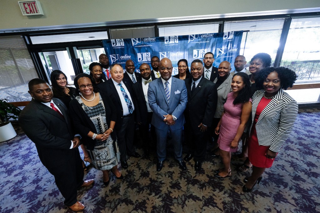 Participants surround Bynum as they prepared for a chockfull of workshops that included lessons on consent and compliance when buying for the U.S. government; capability briefs; applying for grants; and matchmaking with government agencies. (Photo by Charles A. Smith/JSU)
