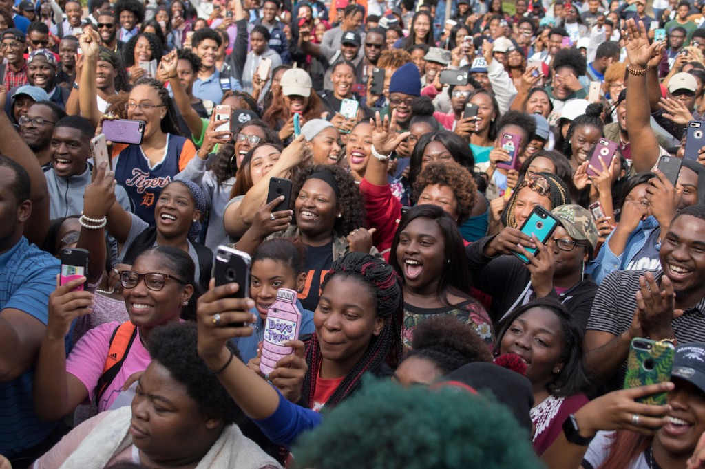Students had laser-like focus as Kirk Franklin, gospel singer, offered words of wisdom and encouragement. (Photo by Anissa Hidouk/JSU)