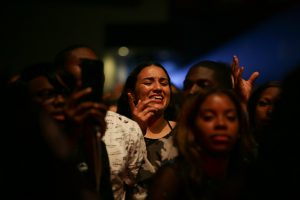 Emotions ran high as fans sang aloud with their favorite artists. (Photo by Anissa Hidouk/JSU)
