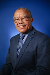 Dr. Ruben Gentry