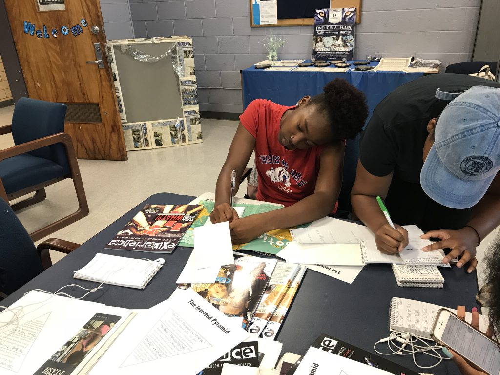 Paisley Williams works on a media assignment during a hands-on exercise with The Blue & White Flash. (Photo by Kerriana Moore/Special to JSU)