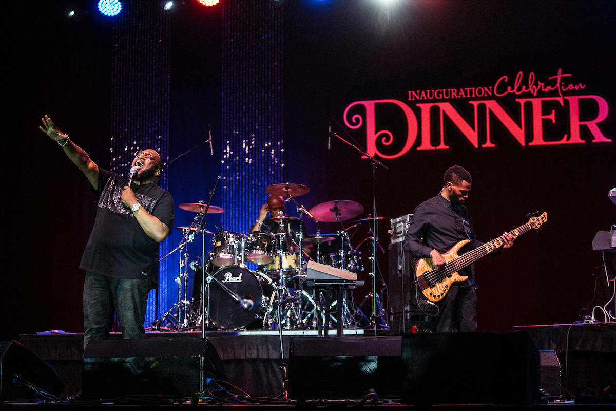 Renowned national gospel artist Marvin Sapp, left, belts out praises as he inspires the audience through his musical testimony. (Photo by Charles A. Smith/JSU)