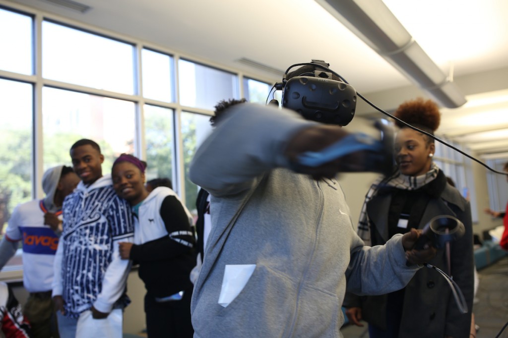 ( Aron Smith/University Communications)