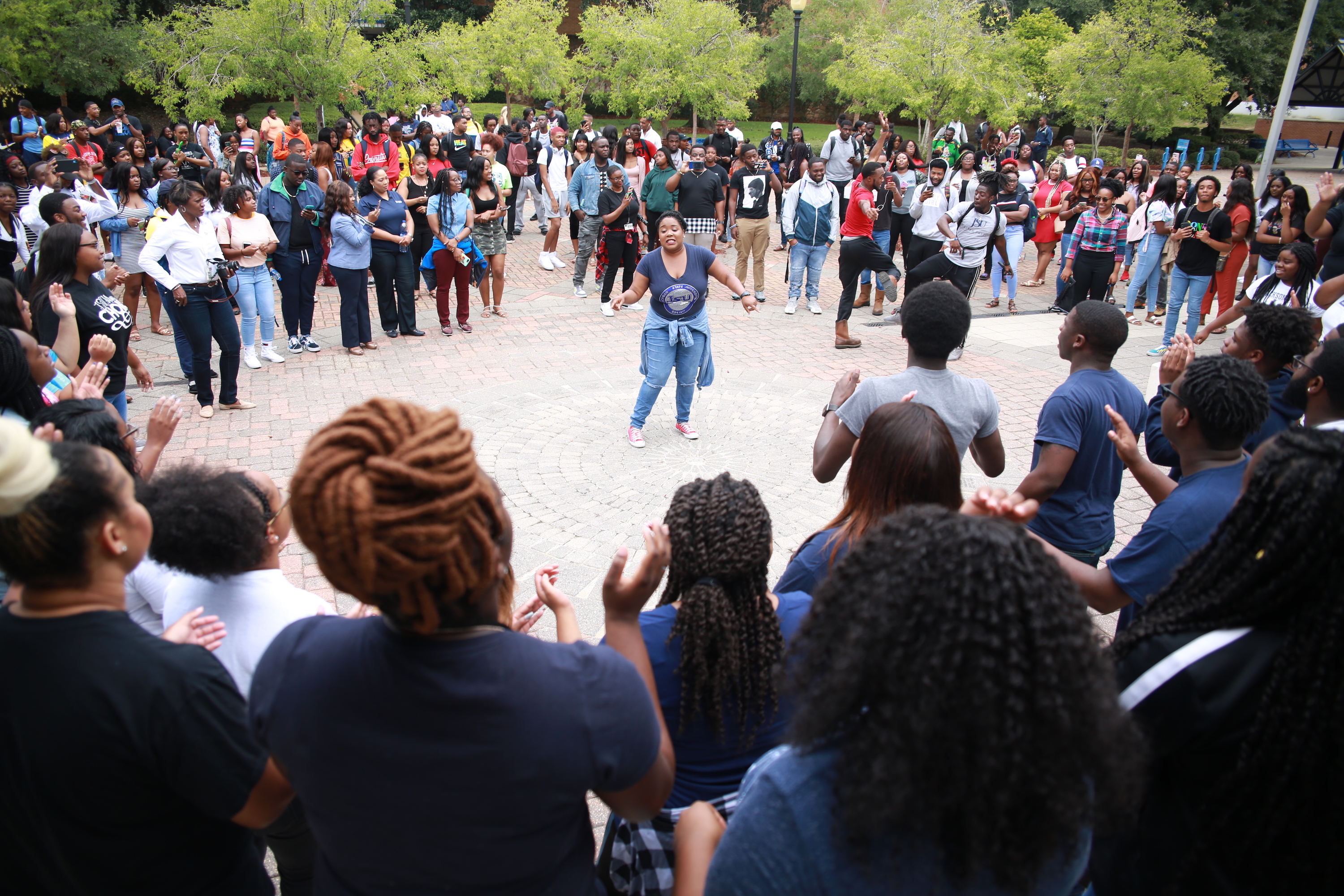 A JSU crowd gathers on the Gibbs-Green Plaza for spiritual inspiration. (Photo by Aron Smith)