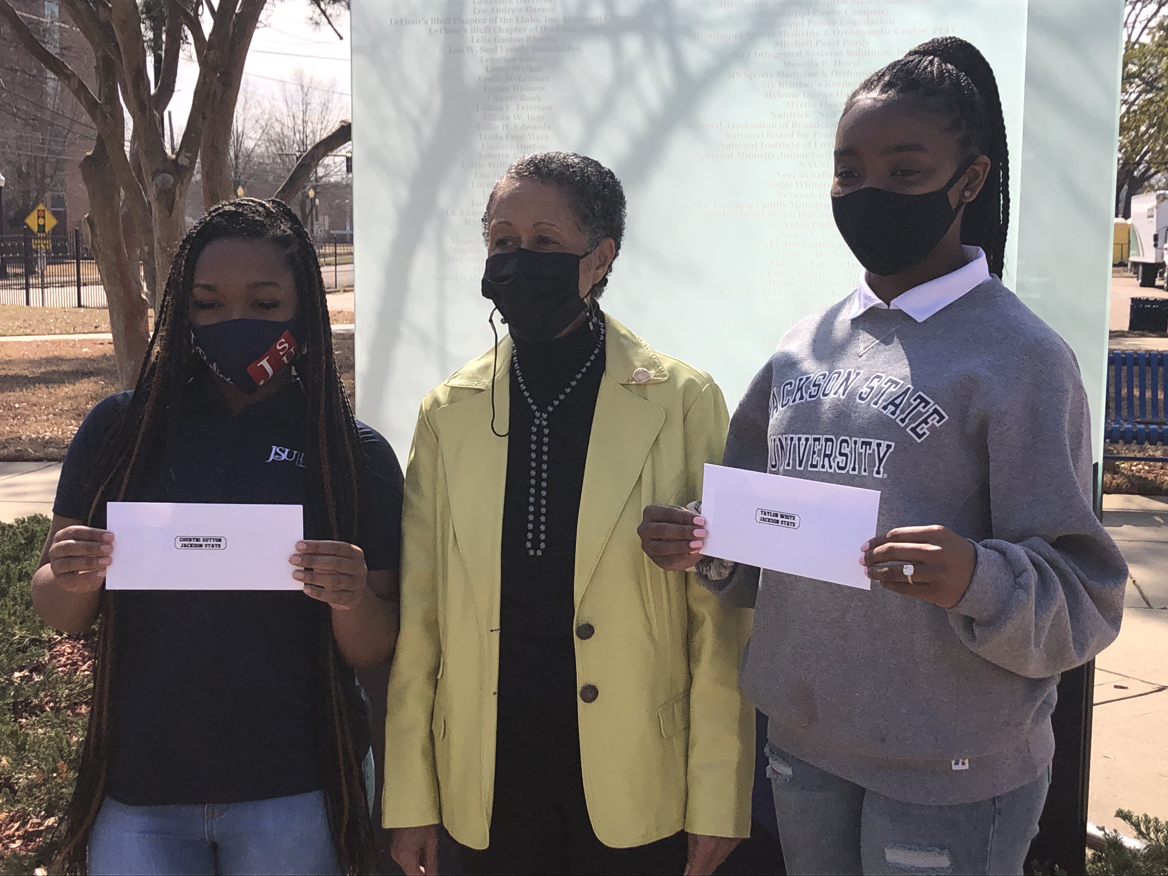 Pictured (l to r): Courtin Sutton, Gailya Porter and Taylon White