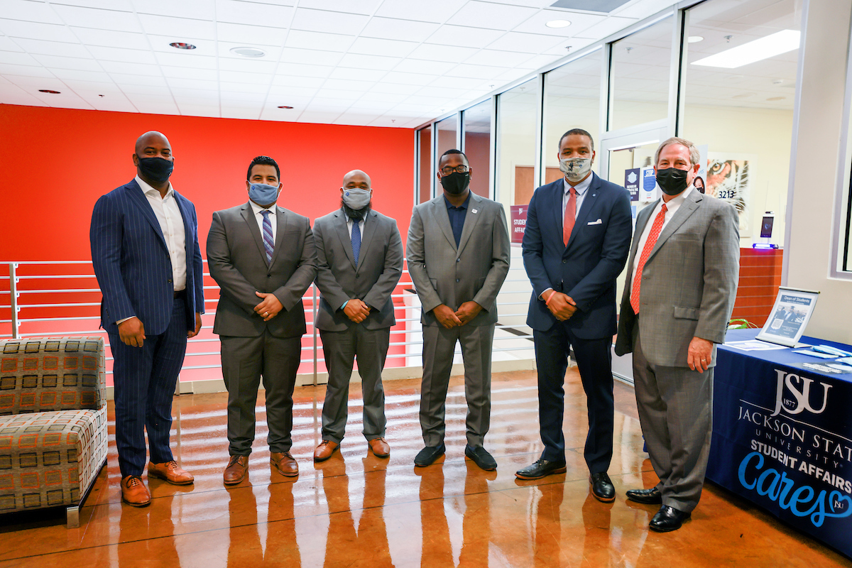 A team from JPMorgan and members of the Jackson branch of Chase bank met with Hudson and others from JSU. They discussed preliminary ideas for establishing a mutually beneficial relationship that would help students and the university excel. (Photo by Charles A. Smith/JSU)