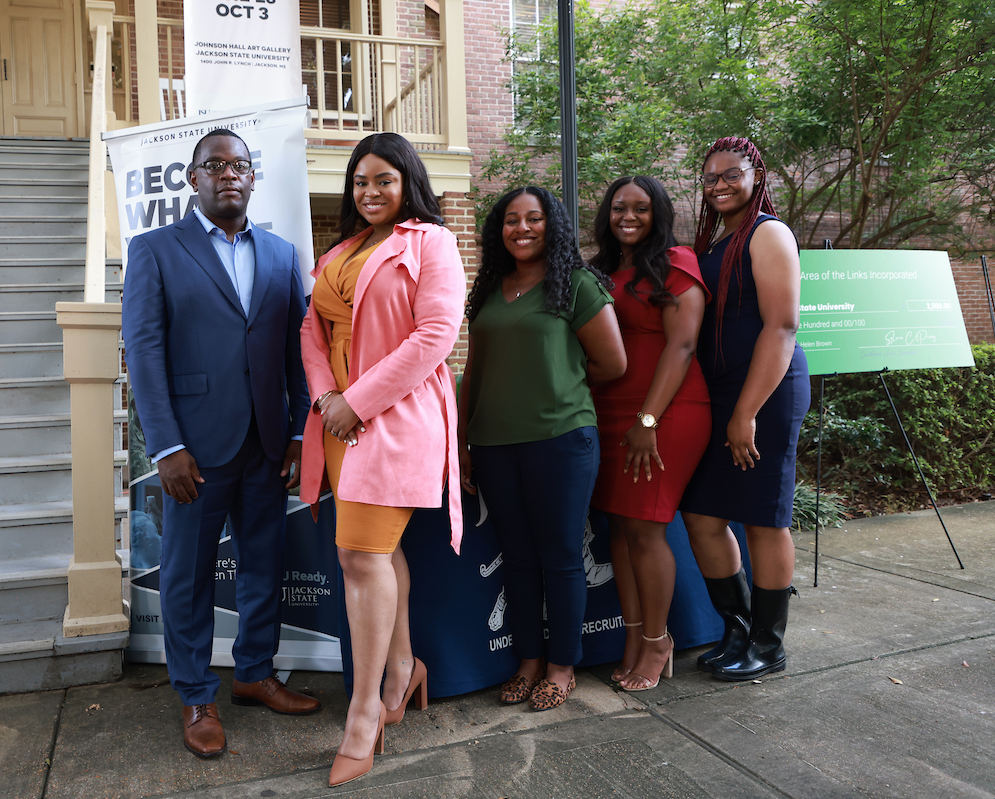 JSU President Thomas K. Hudson joins honorees who each received $2,500 from The Links, Inc. (Photo by Charles A. Smith/JSU)