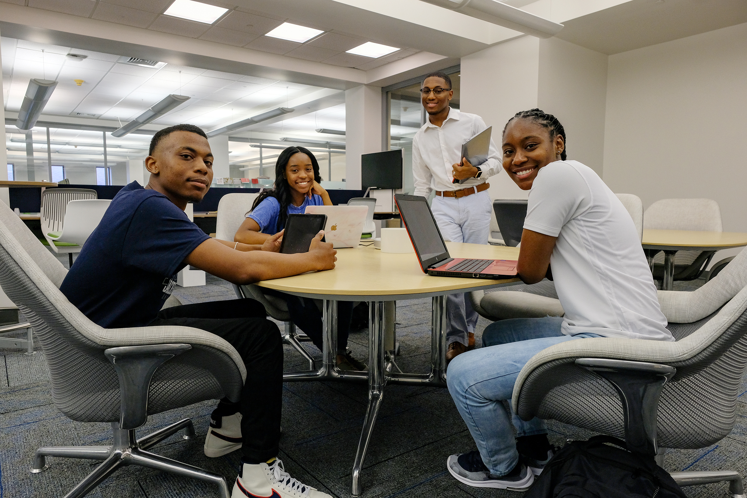 JSU’s fall 2021 preliminary enrollment of 7,080 is worthy of celebration. The number reflects a 27 percent rise in its first-time freshmen class. (Photo by Charles A. Smith/JSU)
