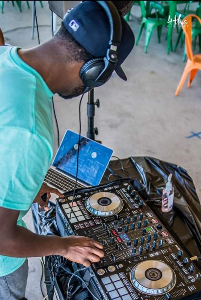 DJ DallyB