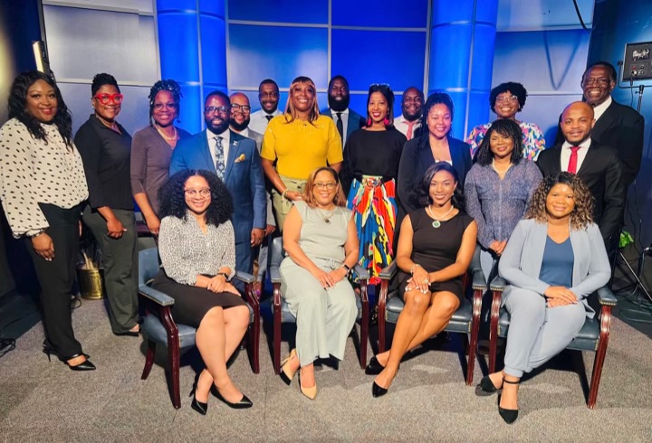 Cohort 19 members with Dr. Scot t and Dr. Lackey