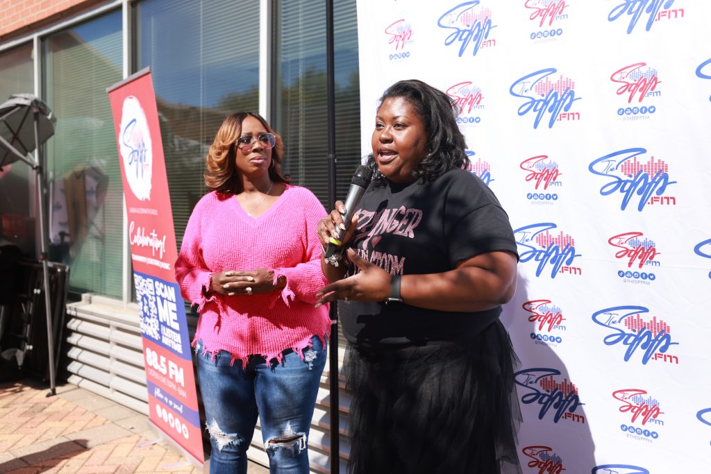 Monica Donaldson, paralegal at JSU, shares her story of overcoming breast cancer. Donaldson was diagnosed in 2020 and is now in remission. (Photo by William Kelly/JSU)
