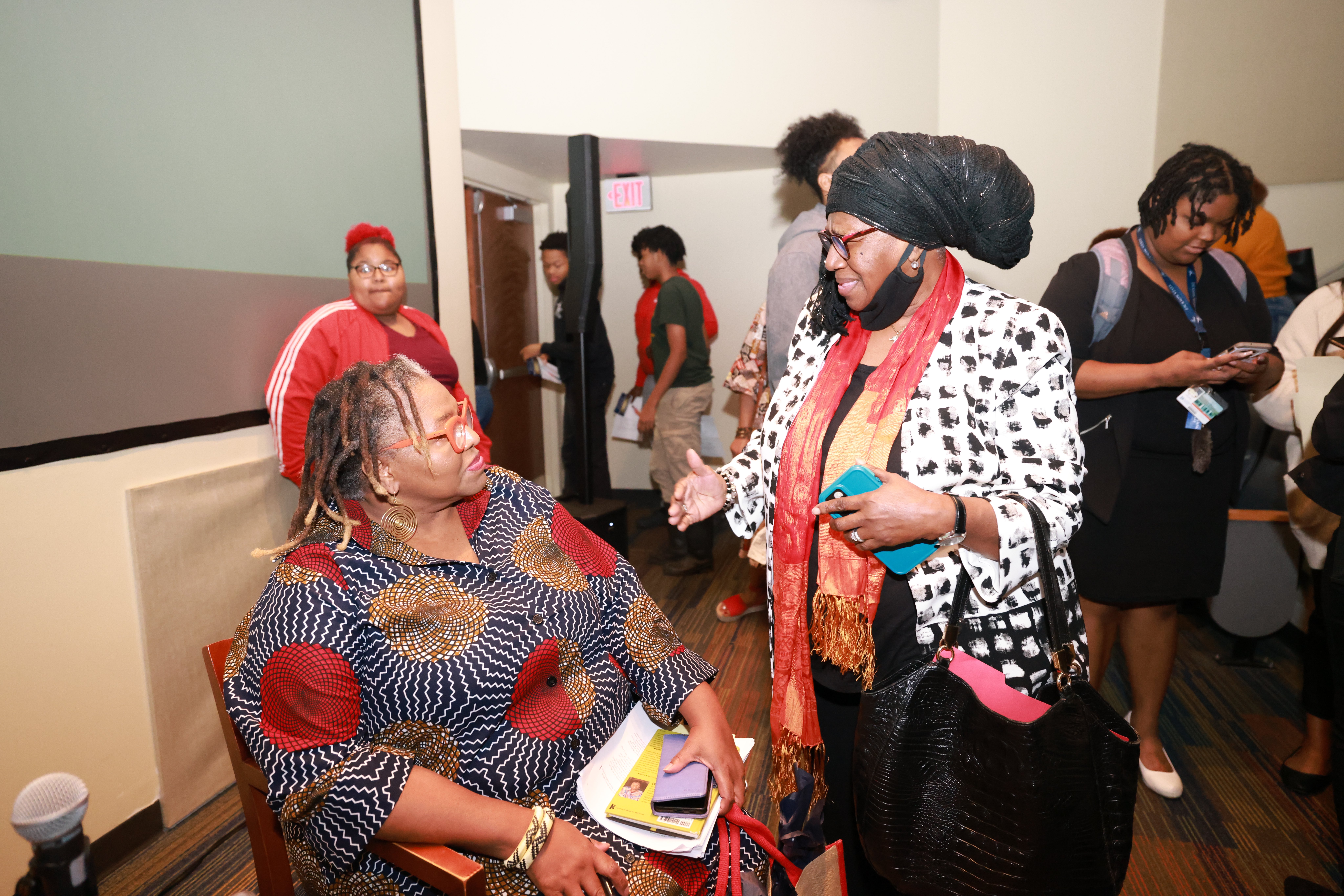 Kentucky Poet Laureate Crystal Wilkinson visited the JSU campus for a poetry reading, book signing, and masterclass for her award-winning book 'Perfect Black'. The events were hosted by the Department of English, Foreign Languages, and Speech Communication on behalf of their new creative writing program, which is offered as a new major and minor for JSU students. Wilkinson is the second Black person to serve as Kentucky poet laureate and the first Black woman to be awarded the title.