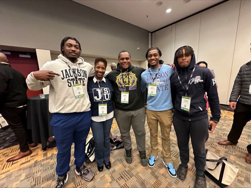 THEE Aristocrats STEM and Health Science Program sent students to BEYA Conference in Baltimore