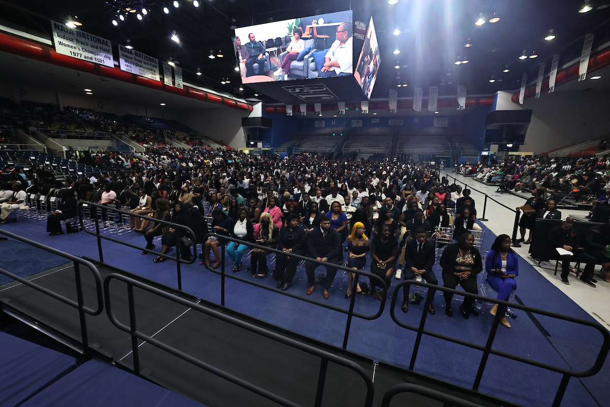 crowd photo at honors convocation